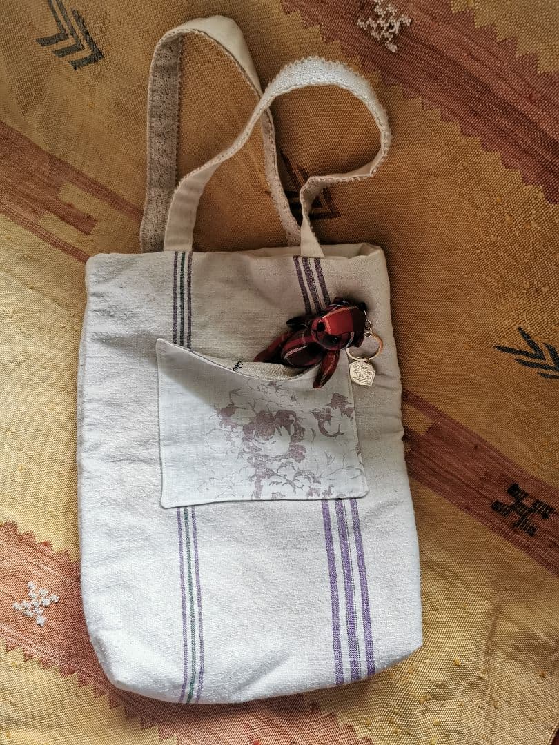 ハンドメイド✃アンティークホームスパンリネン＆キャベジズ花柄リバーシブルトート