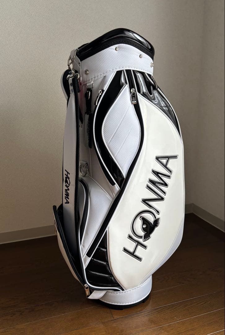 ⭐️早い者勝ち⭐️HONMA キャディバッグ(プロゴルファー多数のサイン入り)