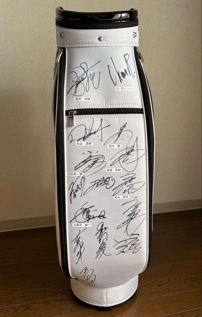 ⭐️早い者勝ち⭐️HONMA キャディバッグ(プロゴルファー多数のサイン入り)