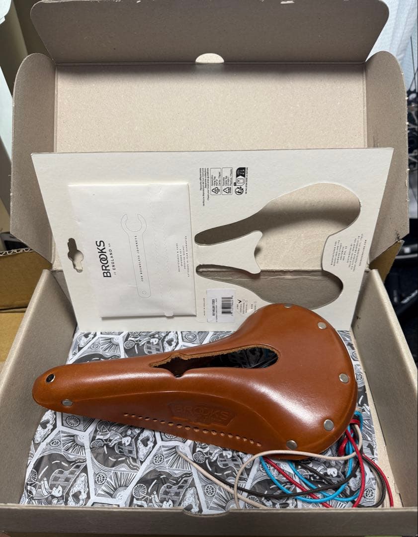 パーツ Brooks B17 Carved