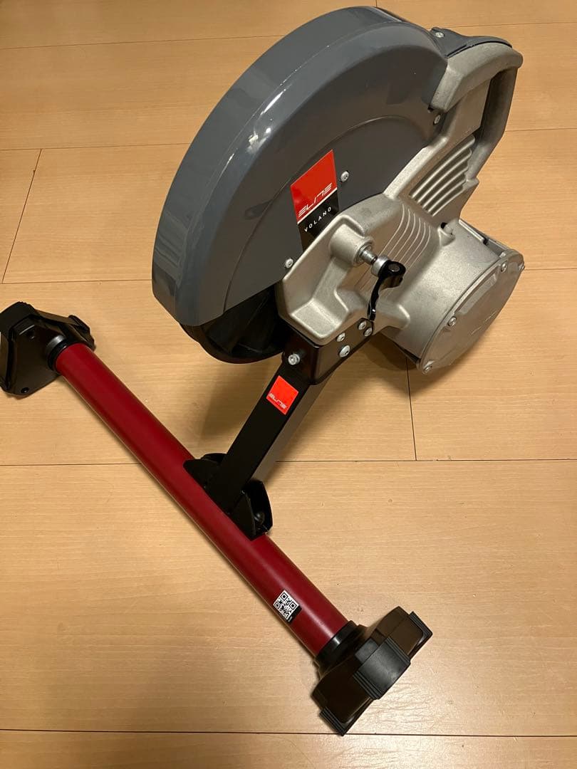 煮*卵様 ELITE VOLANO 固定ローラー