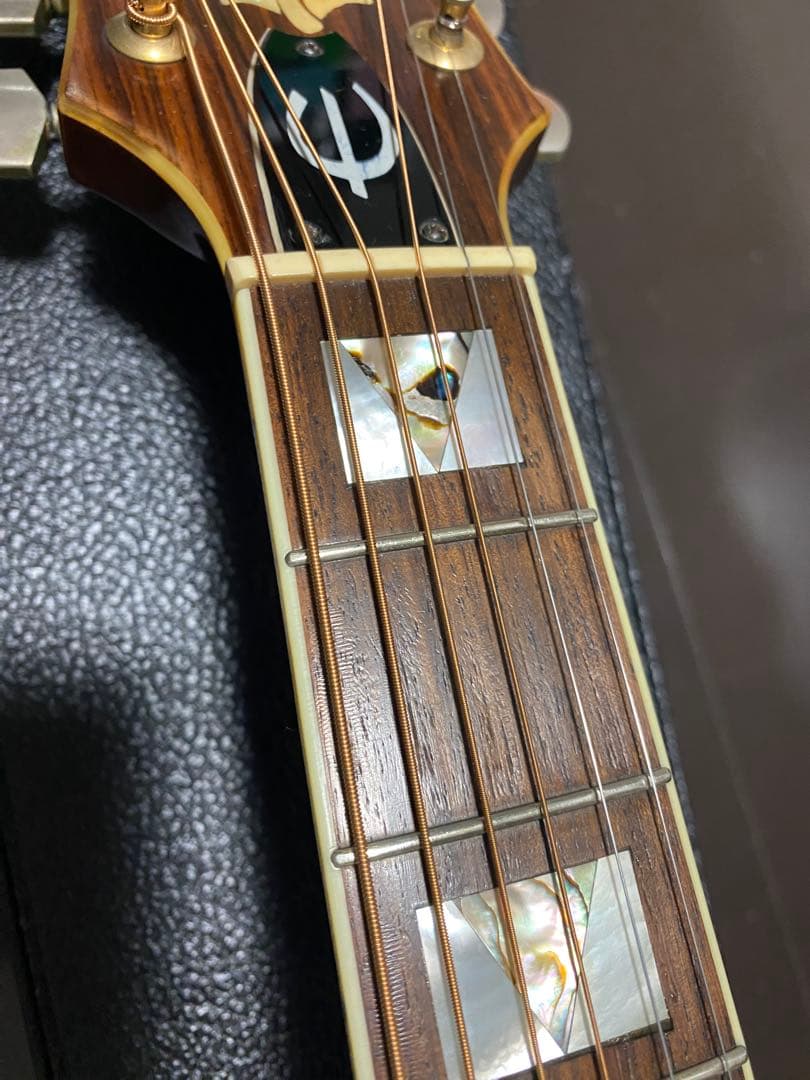 アコースティックギター　epiphone