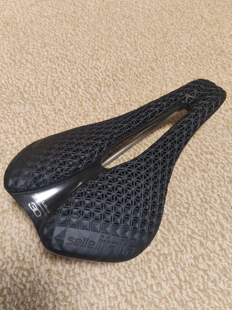 SELLE ITALIA　NOVUS BOOST EVO 3D Ti316