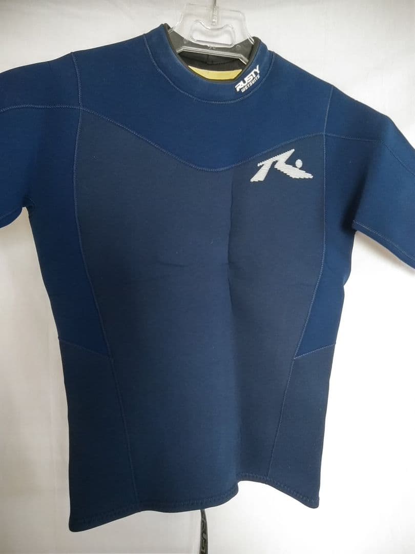 F*E様 WORLD DIVE　&　RUSTY ウエットスーツ❗