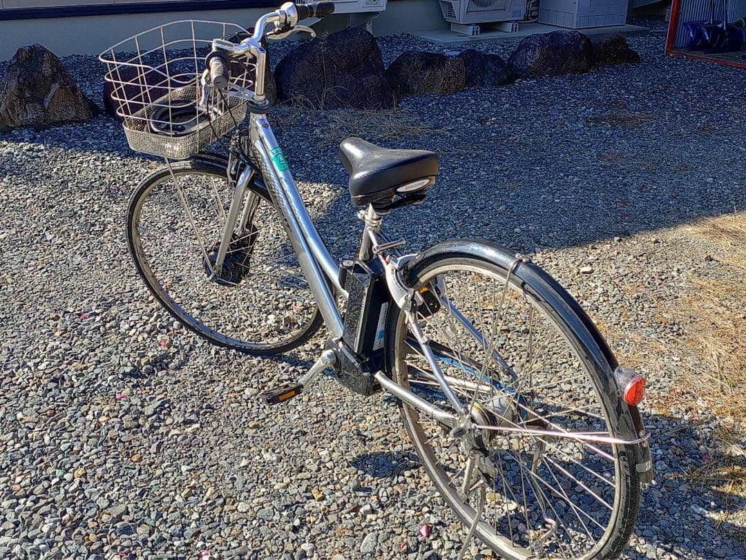 電動アシスト自転車 シティタイプ シルバー 26インチ