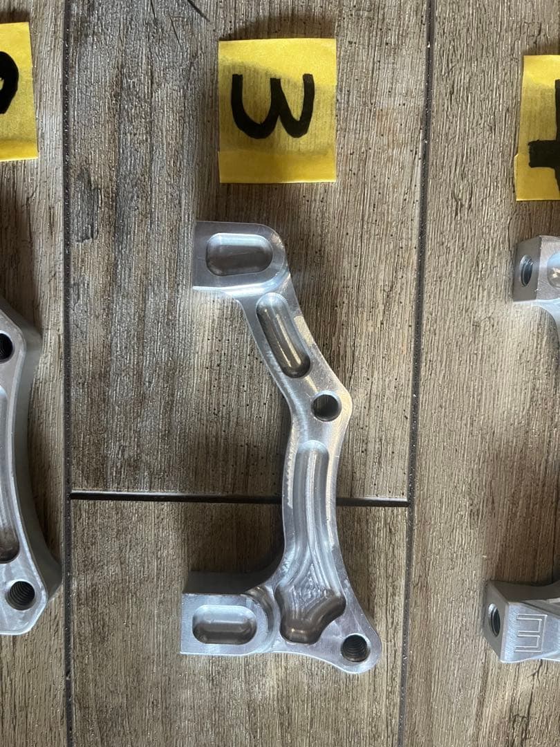 hope tech ブレーキ台座　（１個値段になります）