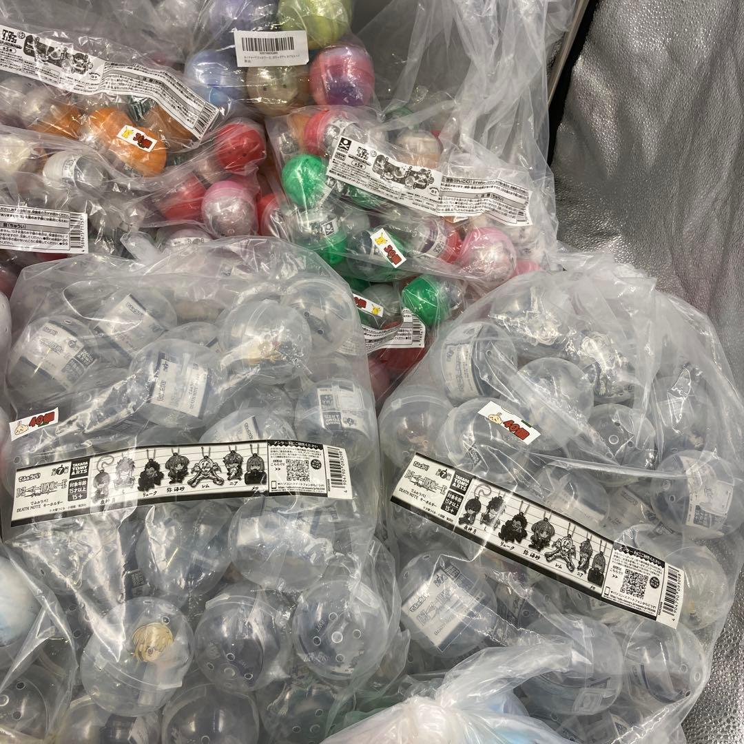 ★ガチャガチャ　まとめ売り　未開封　850点以上