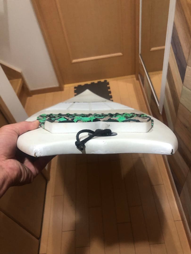 Bessell BAD RAY 5`9 AVISO アビソ バッドレイ ホワイト