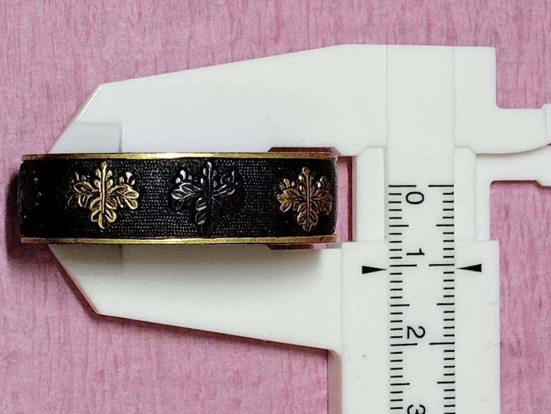 刀装具 縁頭 縁のみ 無銘 銅地 金色絵 魚々子地 五三桐紋図 時代物