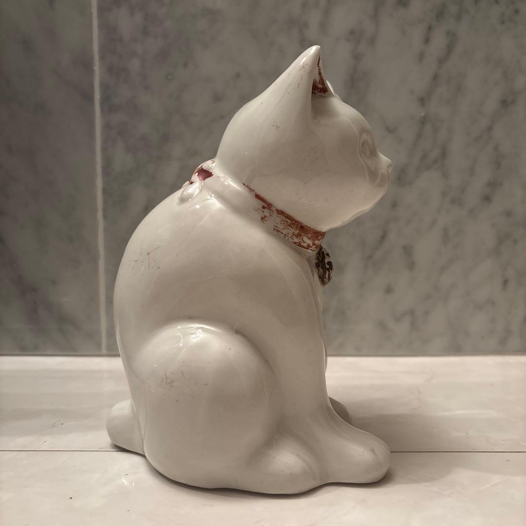 アンティーク　美し過ぎる「猫背」と体型が芸術的で他とは一線を画す招き猫