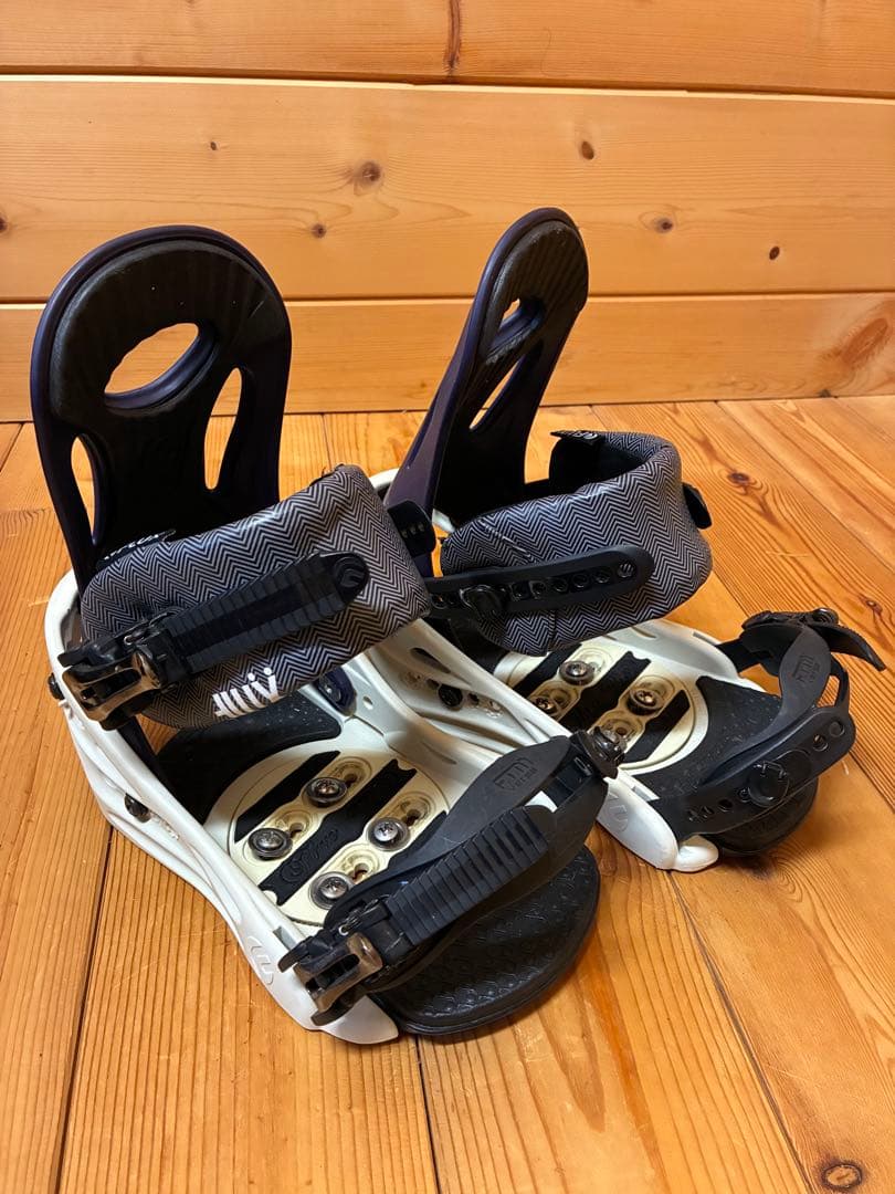 FLUX PR Mサイズ ビンディング ネイビー/ホワイト