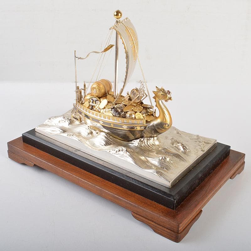 大阪尚美堂製　銀製　宝船　約287g　置物　ガラスケース付　F　R6756B