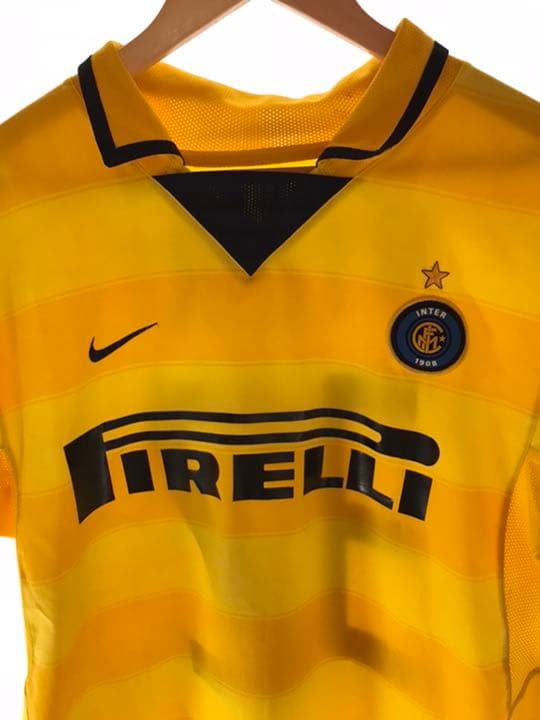 正規品NIKE インテル「32」クリスティアン・ヴィエリ 半袖 M ユニフォーム