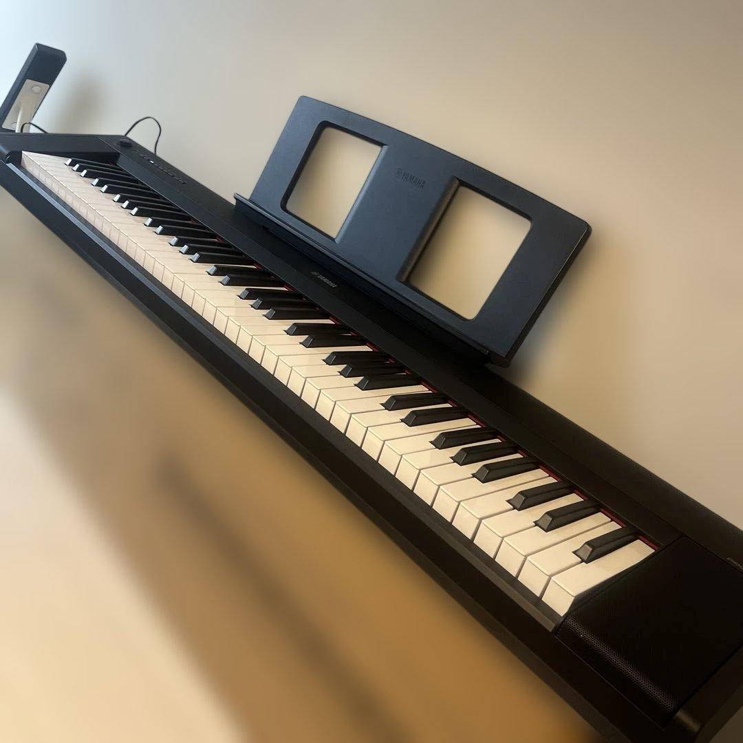 ほぼ未使用 YAMAHA キーボード Piaggero NP-35B