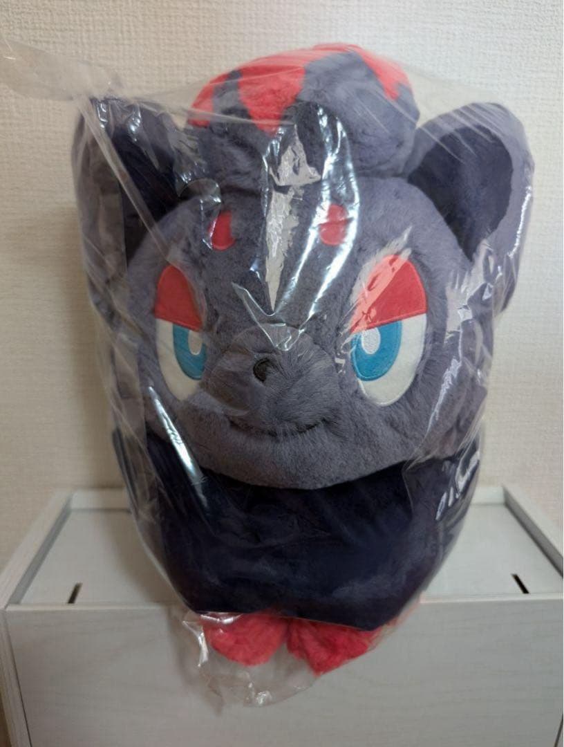 ポケモンセンターオリジナル ふわふわ抱きぬいぐるみ ゾロア