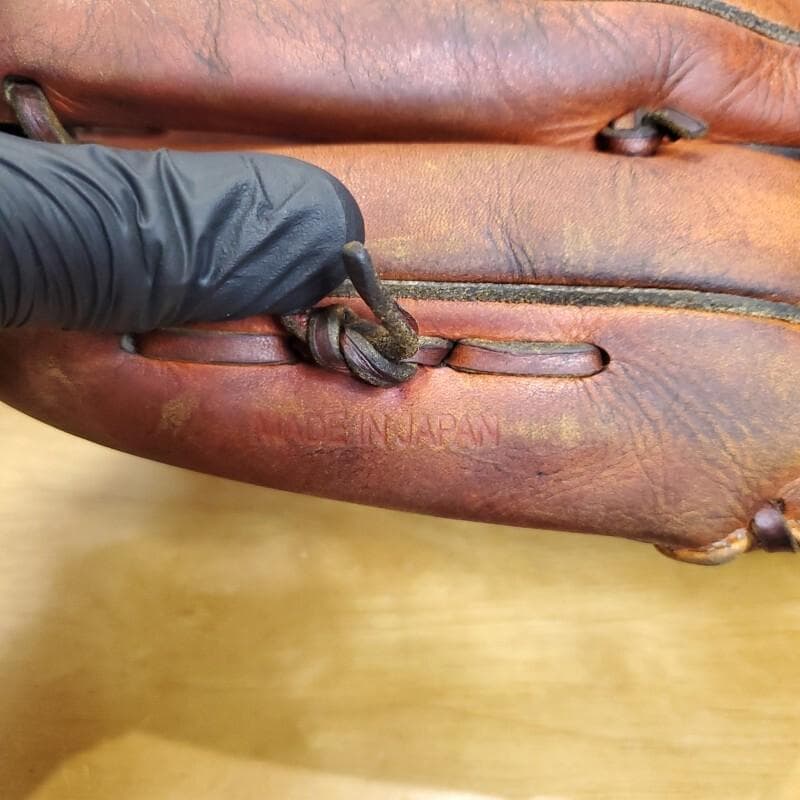 ZETT ゼット 日本製 プロステイタス 凸刻印 内野用 硬式グローブ