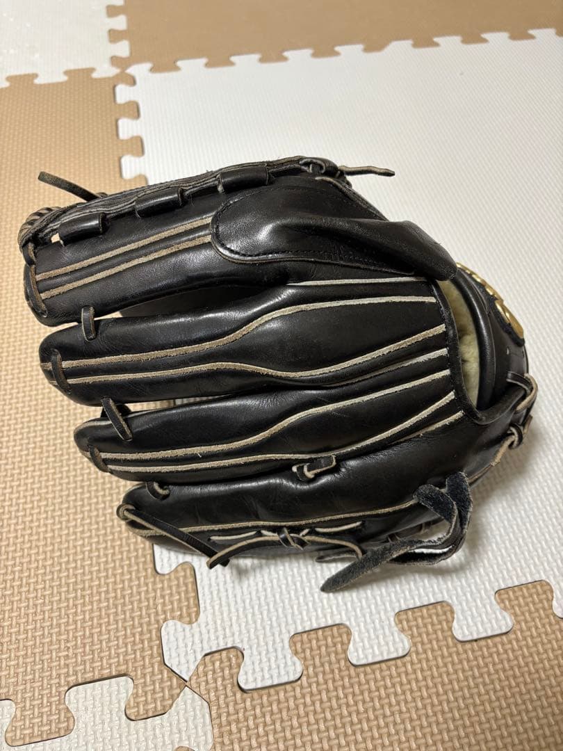asics 投手用右投げ　グラブ