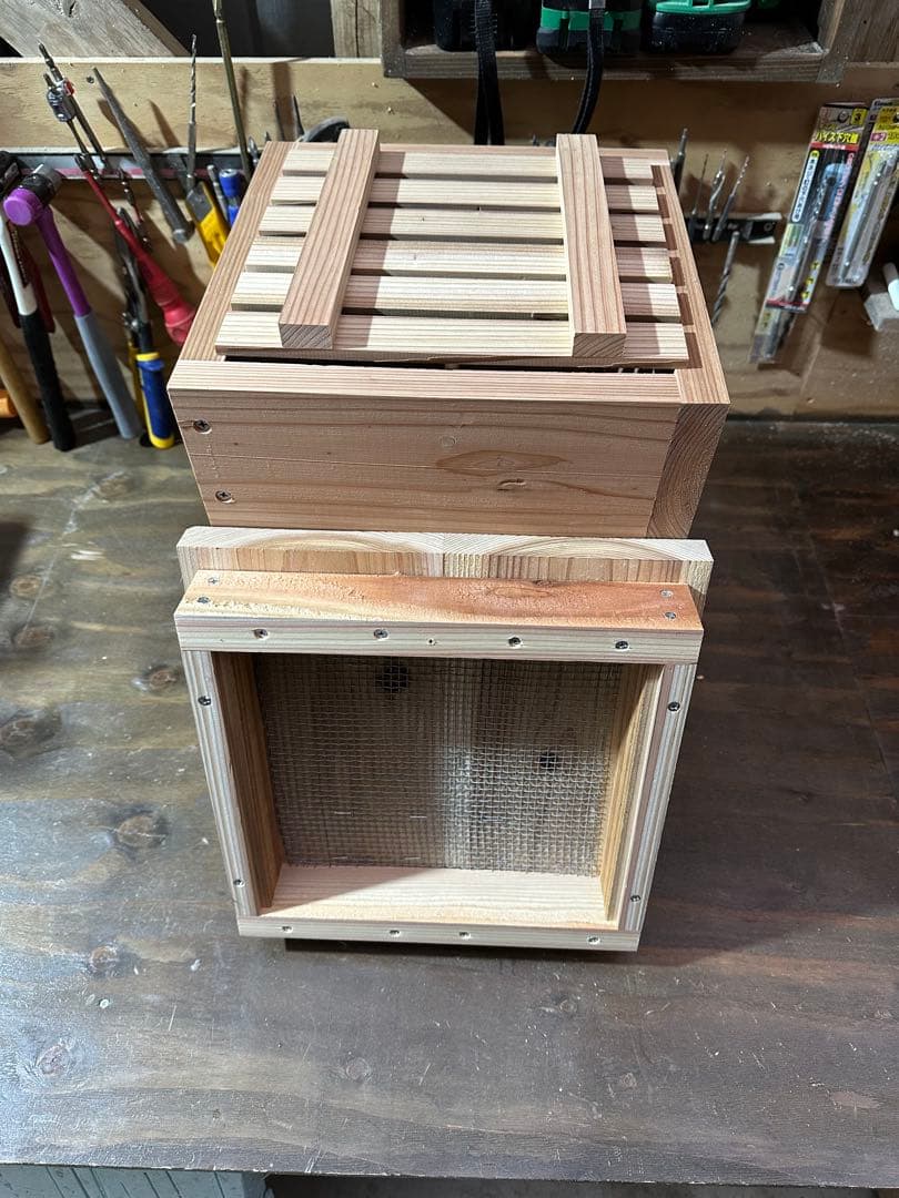 日本ミツバチ　重箱式巣箱　飼育捕獲用