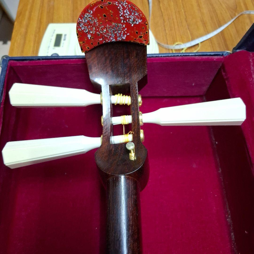 く*ら様 津軽三味線本体 3弦 赤い模様