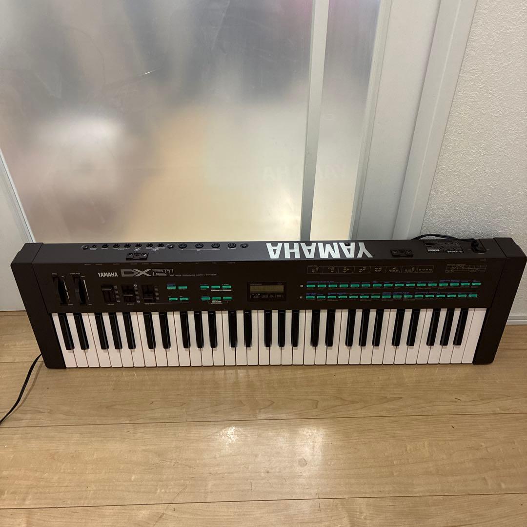 動作品　YAMAHA DX21 シンセサイザー　名機