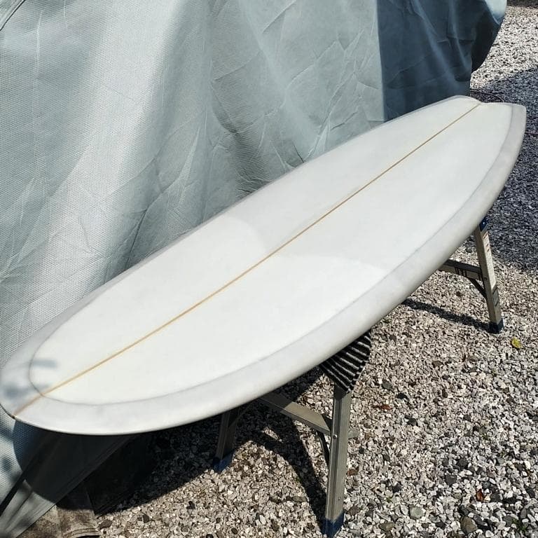 ☆未使用品☆ オーダーボード ミッドレングス 6'8\"　クアッド