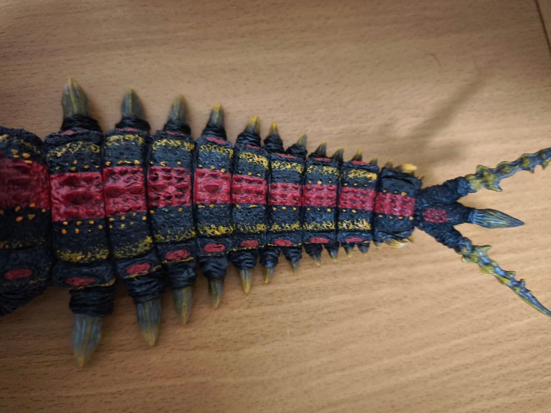 バトラ(成虫) & バトラ (幼虫) モンスターアーツ