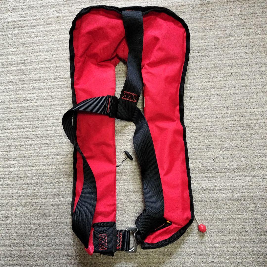 HELly Hansen 赤 ライフジャケット 自動膨張式