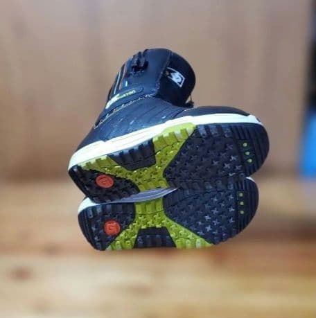 BURTON スノーボードブーツ 26cm! 26101