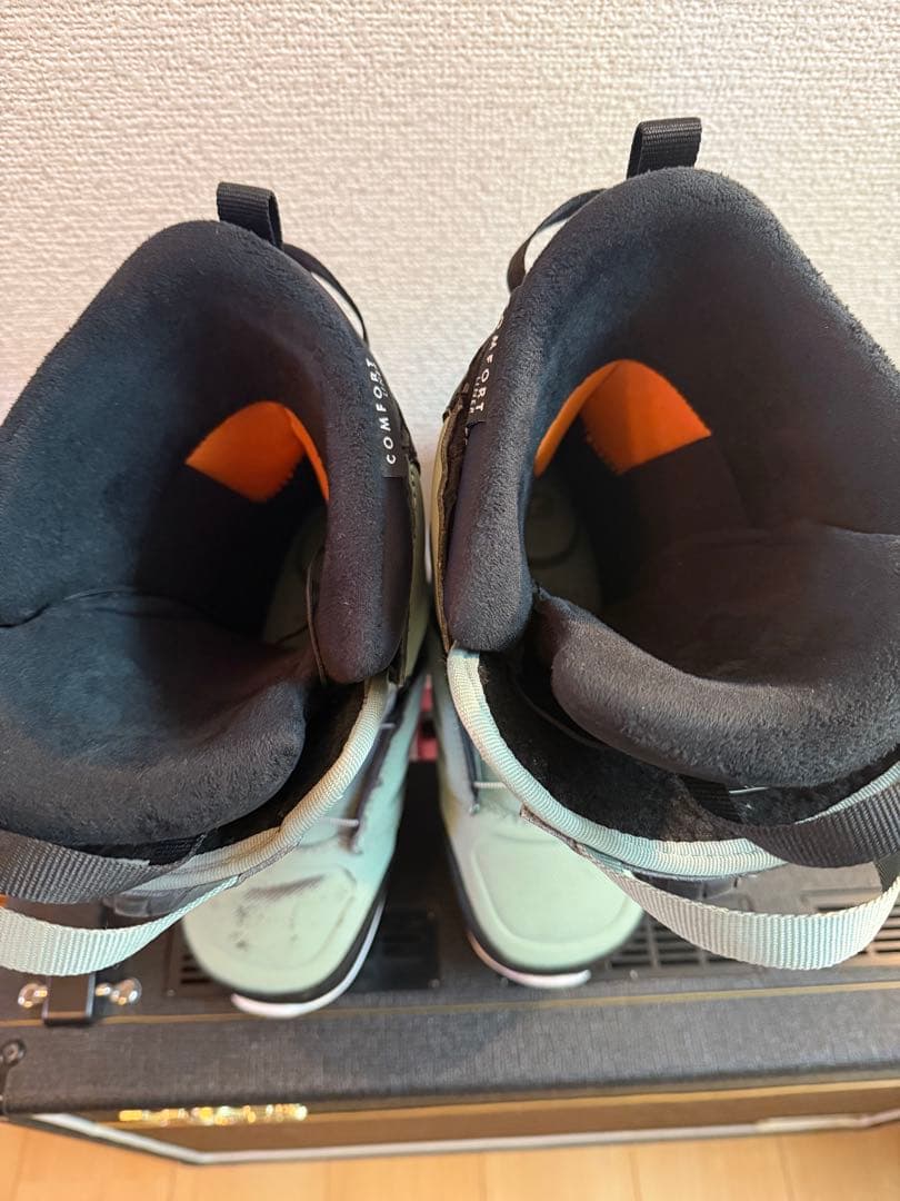 SALOMON LAUNCH BOA SJ スノーボードブーツ　26.5㎝