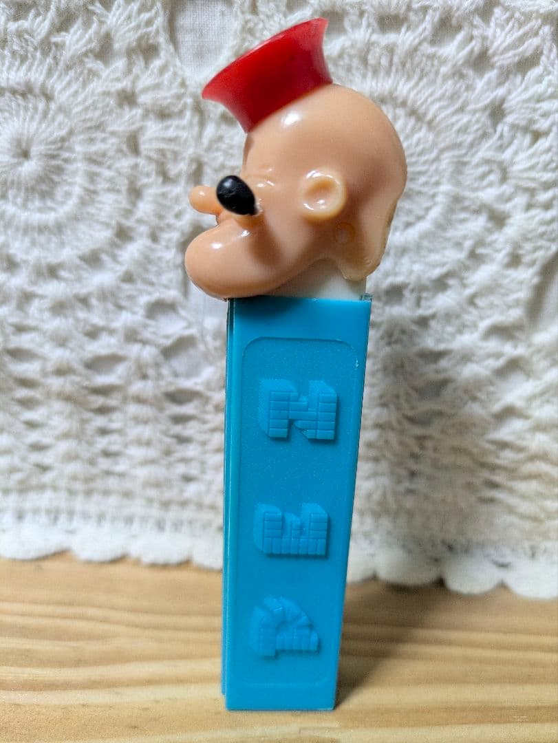 PEZ ポパイC 赤帽子　ペッツ