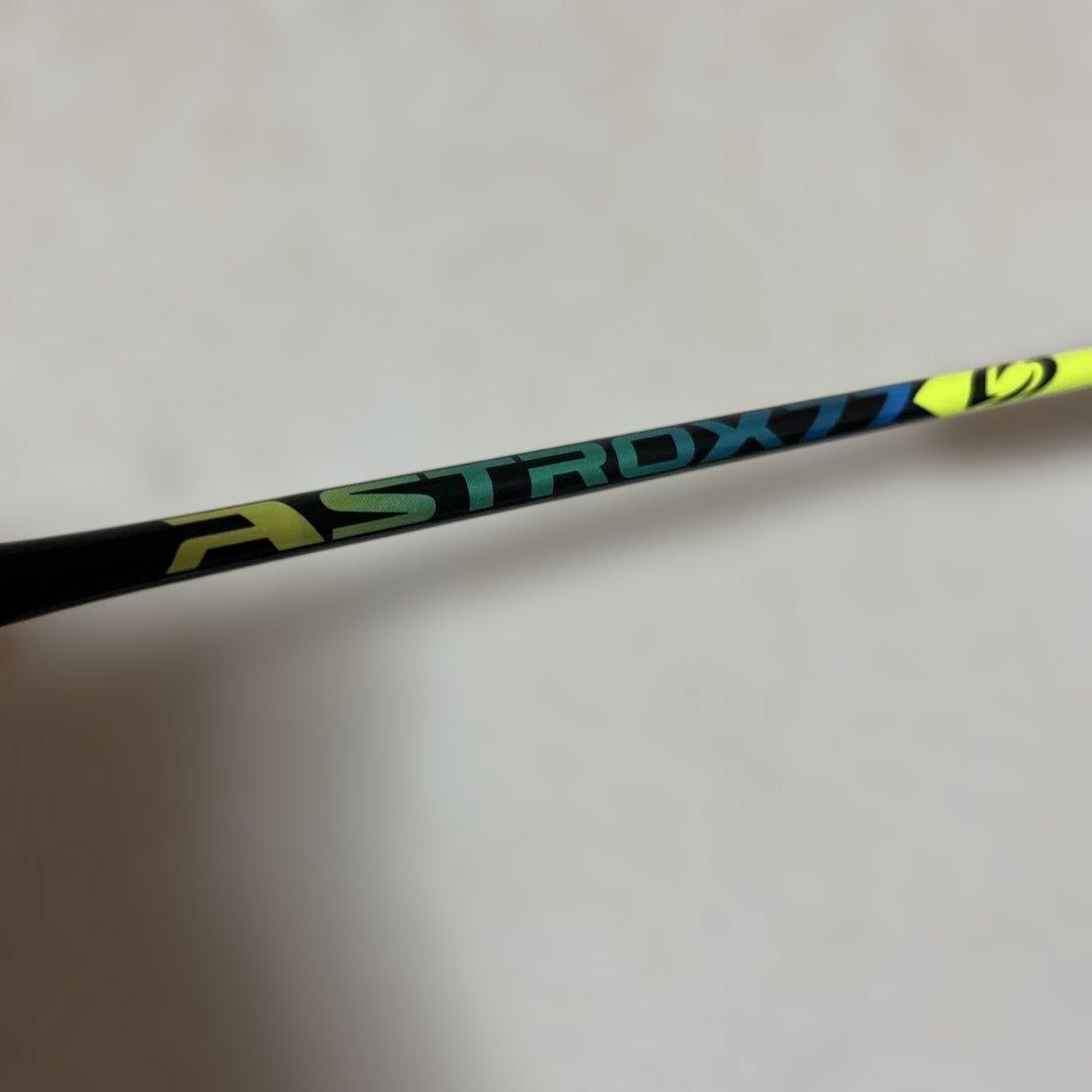 廃盤　ヨネックス　アストロクス77 4UG5