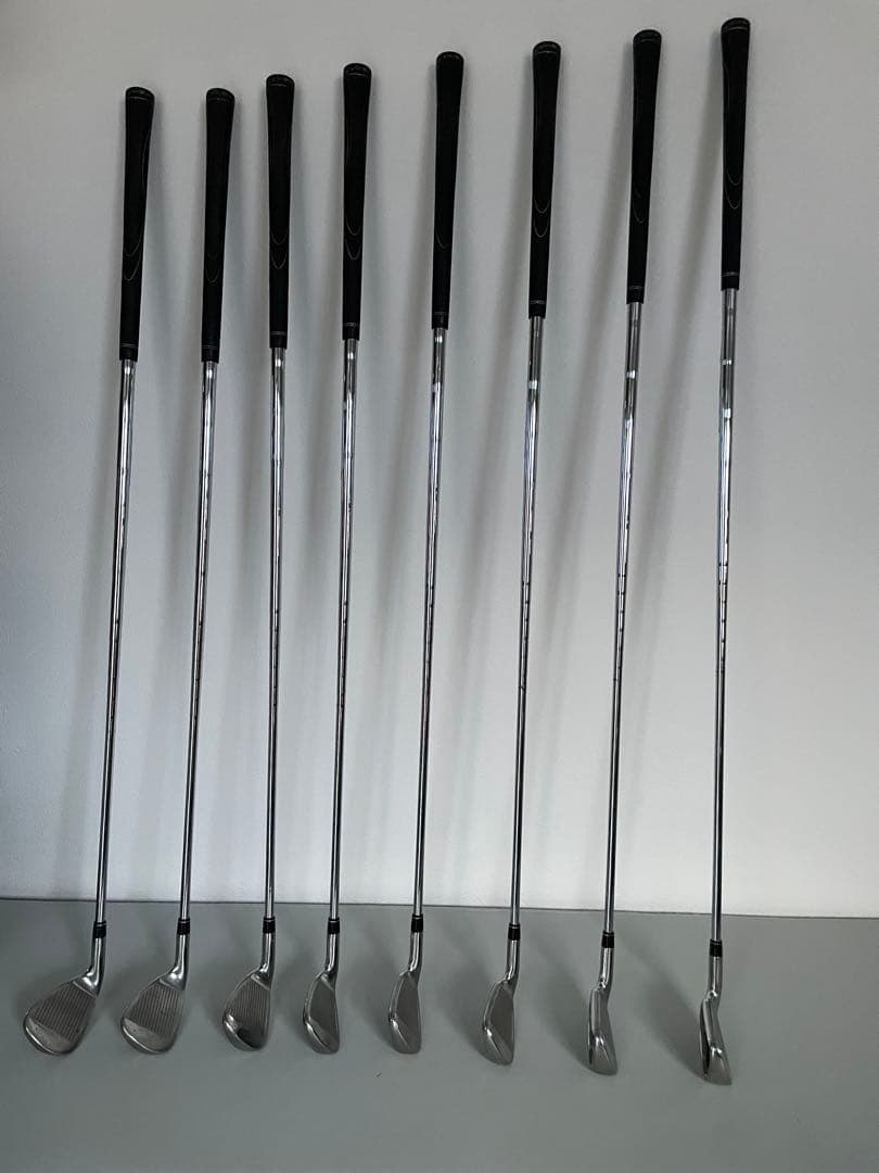 TaylorMade 11本キャディバッグ付 テーラーメイド ゴルフクラブ