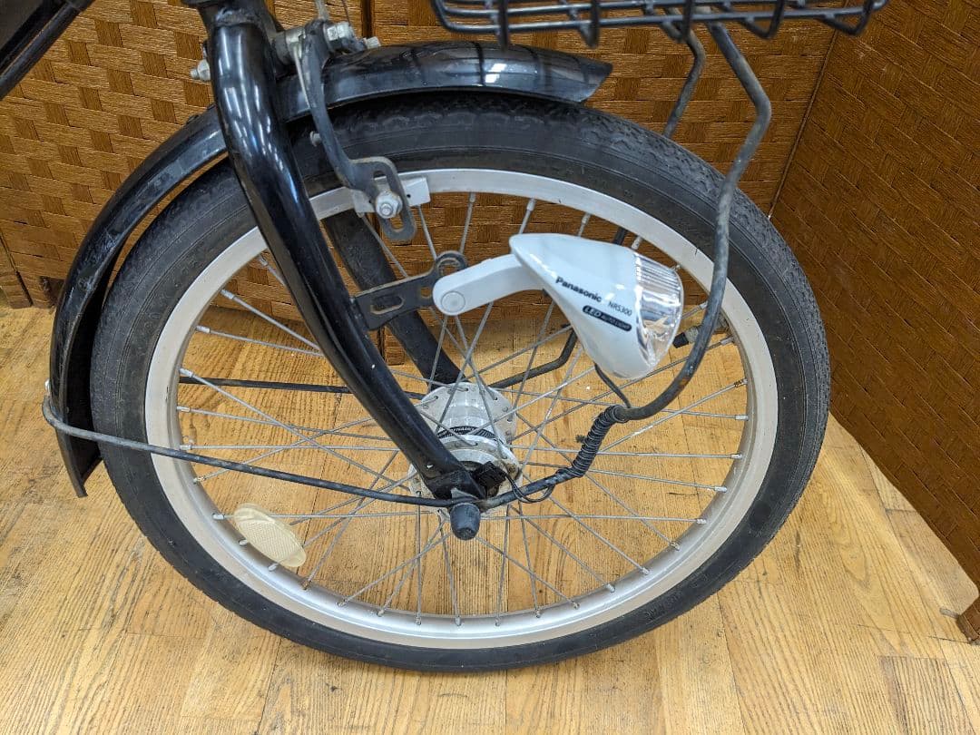 U051 折りたたみ自転車　20インチ　6段変速 オートLEDライト　ブラック