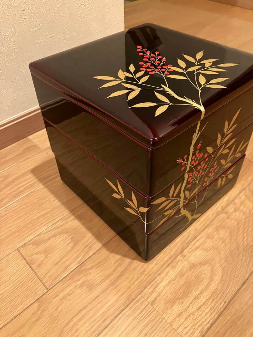重箱　今津塗　南天　6.5寸
