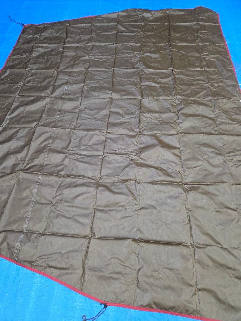 ほぼ未使用　 peak トルテュproグランドシート　TP-770-1