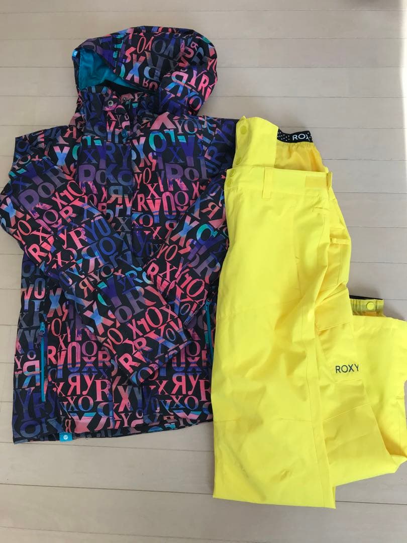 ROXY スノーボード　スキーウェア 上下セット