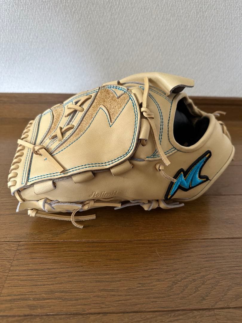 NoLimit(ノーリミット) 投手用オーダーグラブ