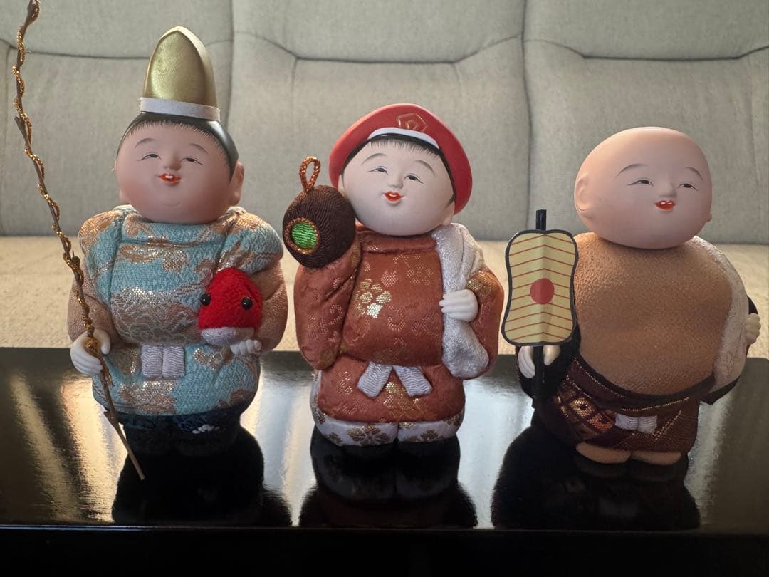 縁起物、新年/正月飾り◆木目込人形「七福神」7体＋ひな壇、金屏風、名前札 セット