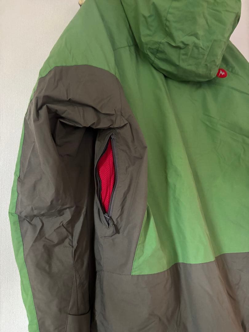 タイムセール‼️マムート　スキーウェア　スノーボードウェア中古　Marmot L