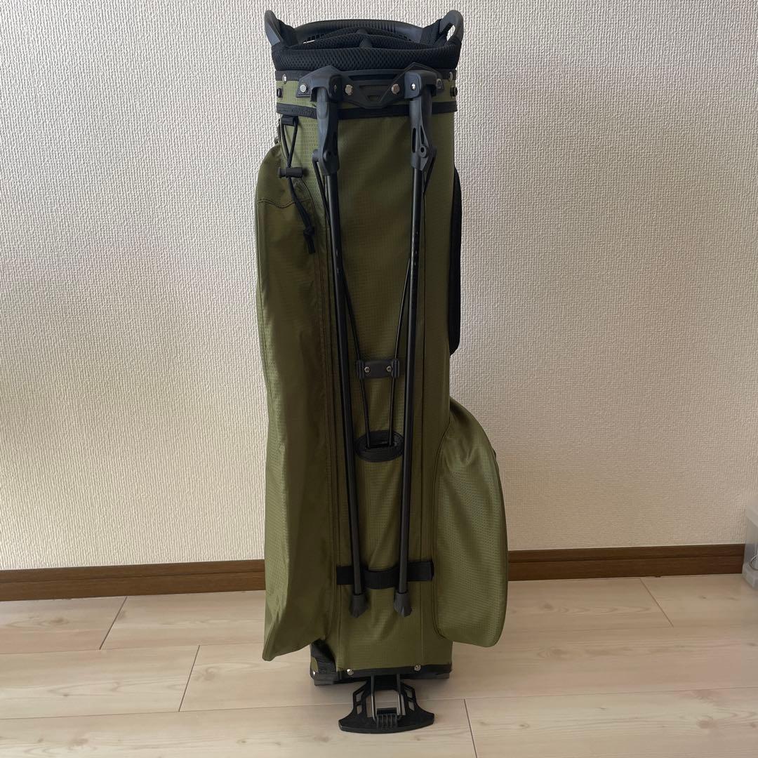 1PIU1UGUALE3 ゴルフバッグ　スタンド式