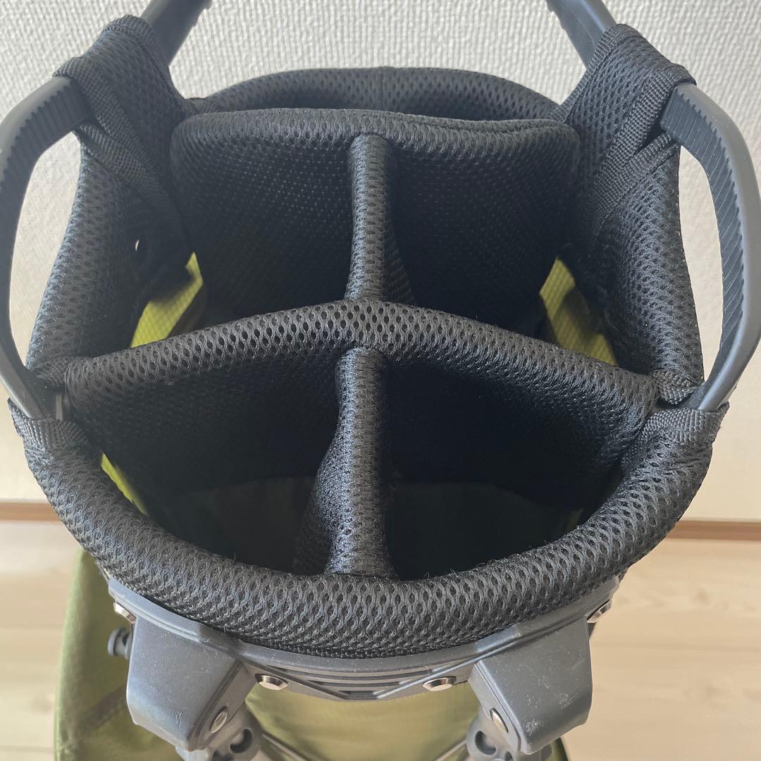 1PIU1UGUALE3 ゴルフバッグ　スタンド式