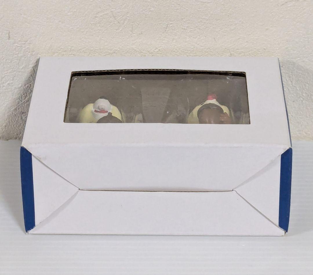 DISNEY　ディズニー　ペーパーマッシュ フィギュア　チップとデール