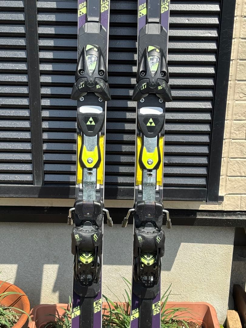 FISCHER RC4 WC GS 183cm R>23ビンディング付き 中古