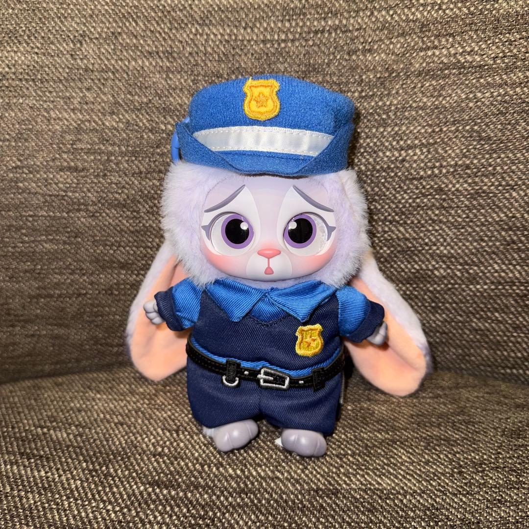 MINISO ディズニー　ズートピア　マスコット　ジュディ ニック 警官