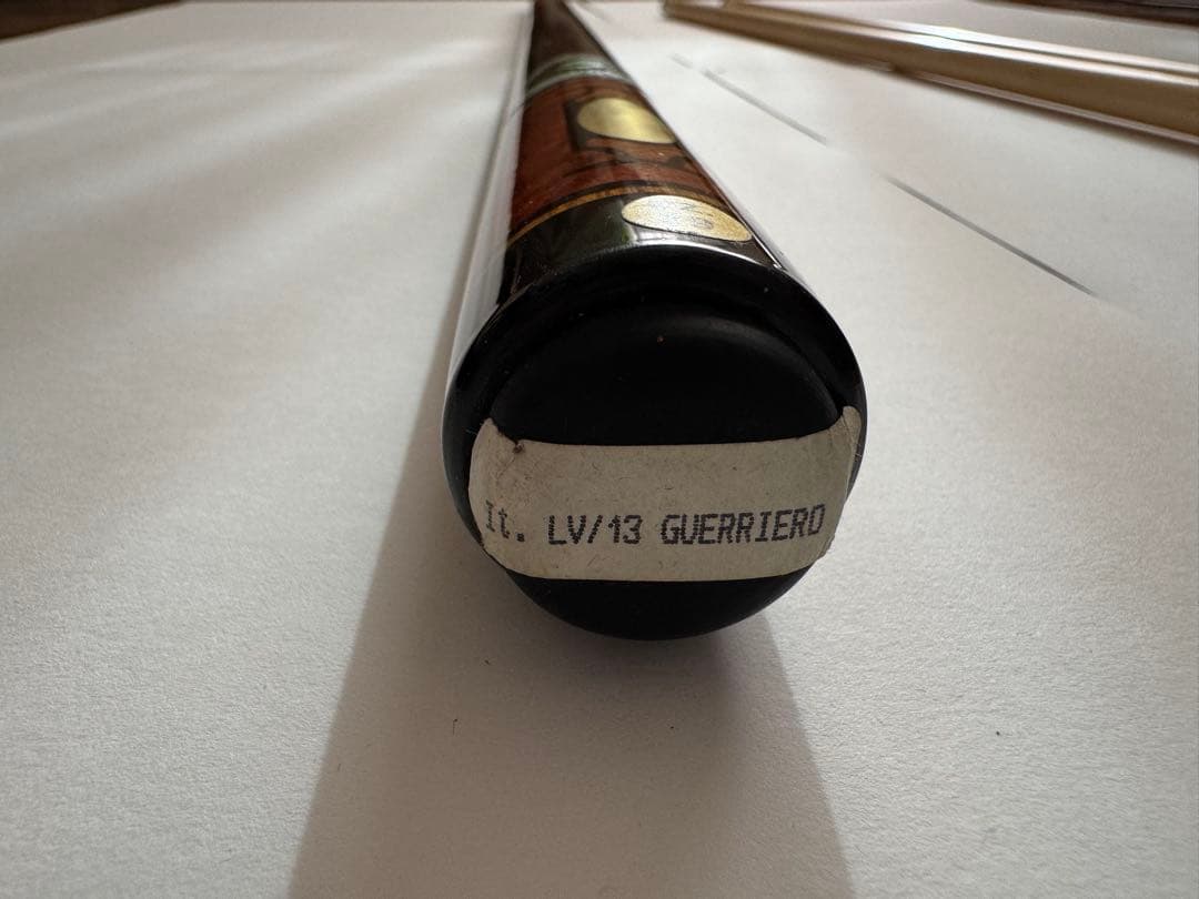 LONGONI ビリヤードキュー（バット＋シャフト2本）