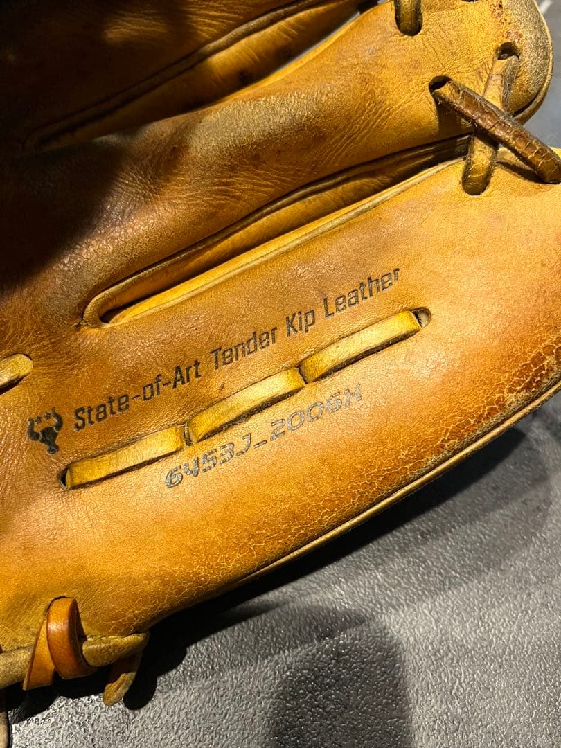 廃盤品Nikeナイキ　一般硬式投手用　高校野球対応