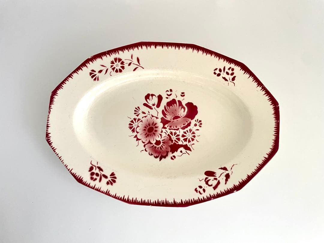 フランス アンティーク 赤い花柄のオーバルプレート