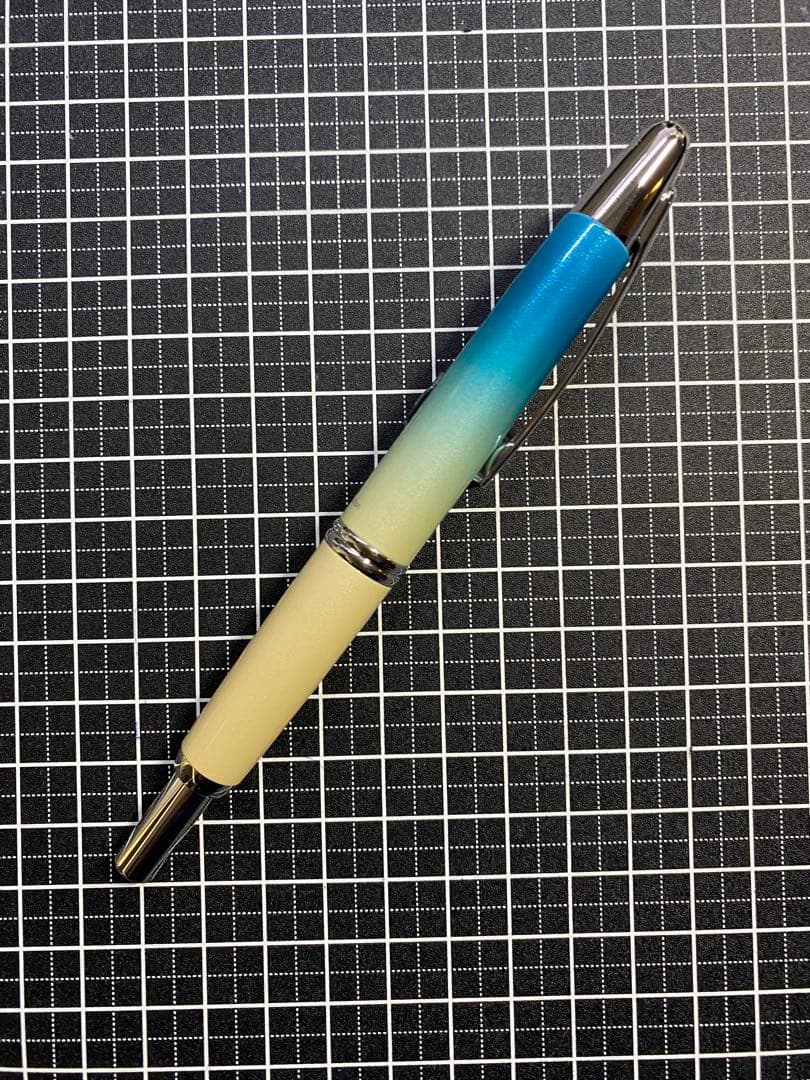 PILOT CAPLESS Seashore 万年筆　字幅M