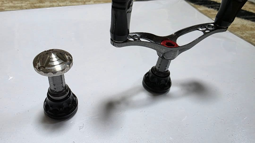 34 サーティーフォー　Zerogram III ゼログラムハンドル　ダイワ用