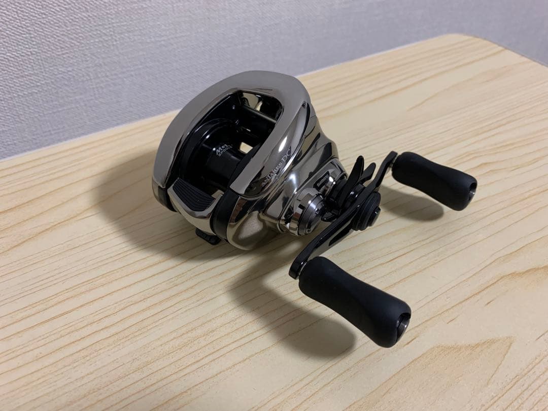 シマノ 21 アンタレス DC XG 右ハンドル 未使用品
